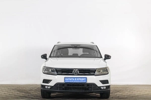 Внедорожник Volkswagen Tiguan 2019 года, 2869000 рублей, Тюмень