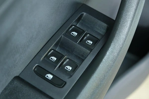 Лифтбек Volkswagen Polo 2020 года, 1699000 рублей, Омск