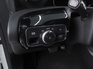 Седан Mercedes-benz CLA-класс 2019 года, 3099000 рублей, Ростов-на-Дону