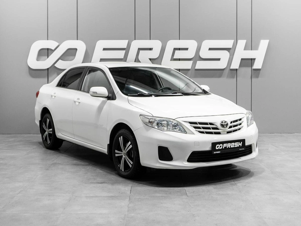 Седан Toyota Corolla 2011 года, 1049000 рублей, Тюмень