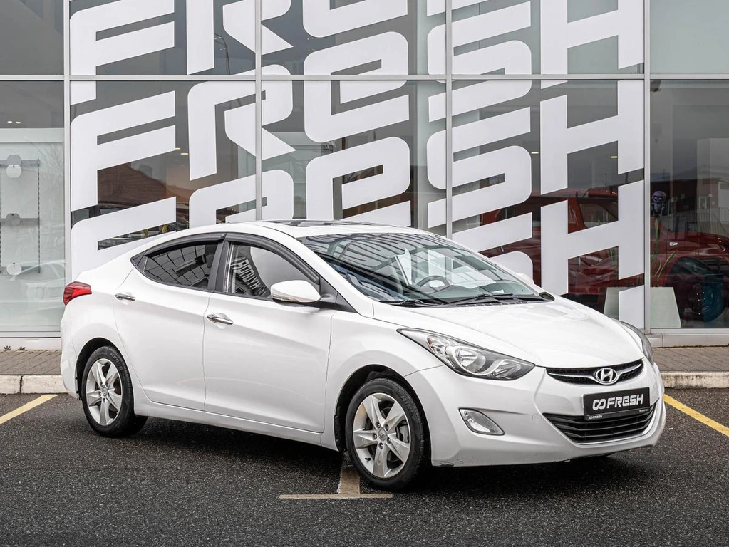 Седан Hyundai Avante 2012 года, 1153000 рублей, Краснодар