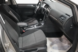 Хетчбэк Volkswagen Golf 2013 года, 889000 рублей, Новокузнецк