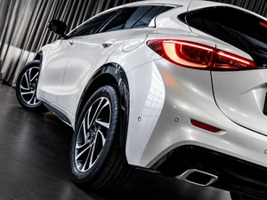 Хетчбэк Infiniti Q30 2017 года, 3199000 рублей, Тюмень