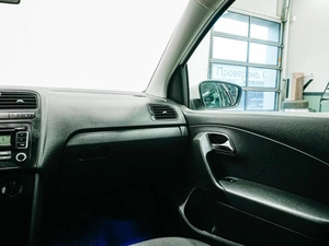Седан Volkswagen Polo 2011 года, 650000 рублей, Красноярск