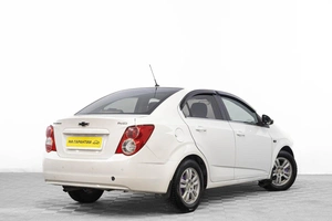 Седан Chevrolet Aveo 2012 года, 549000 рублей, Барнаул