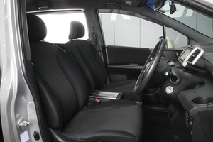 Минивэн Honda Freed 2014 года, 1095000 рублей, Омск