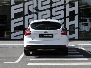 Хетчбэк Ford Focus 2011 года, 549000 рублей, Волгоград