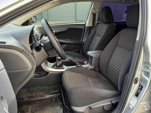 Седан Toyota Corolla 2012 года, 1189000 рублей, Кропоткин