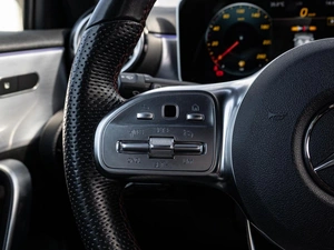 Хетчбэк Mercedes-benz A-класс 2019 года, 2590000 рублей, Краснодар