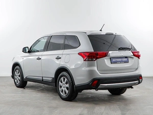 Внедорожник Mitsubishi Outlander 2016 года, 1599046 рублей, Москва