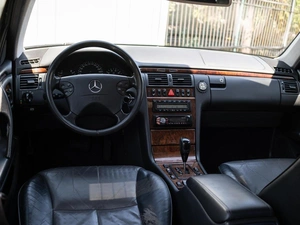 Седан Mercedes-benz E-класс 2002 года, 739000 рублей, Большой Сочи