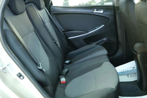 Седан Hyundai Solaris 2013 года, 969000 рублей, Омск