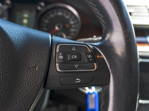 Седан Volkswagen Passat 2011 года, 1019000 рублей, Кропоткин