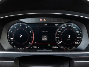 Внедорожник Volkswagen Tiguan 2018 года, 2299000 рублей, Краснодар