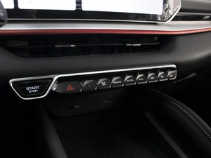 Внедорожник Geely Coolray 2024 года, 2760000 рублей, Омск