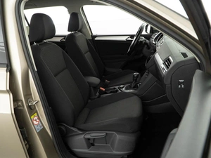 Внедорожник Volkswagen Tiguan 2019 года, 2414444 рублей, Москва