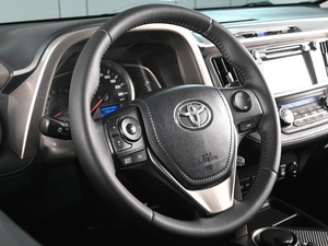 Внедорожник Toyota RAV4 2015 года, 1700000 рублей, Ростов-на-Дону