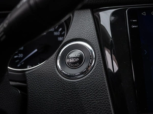 Внедорожник Nissan X-Trail 2016 года, 1770000 рублей, Краснодар