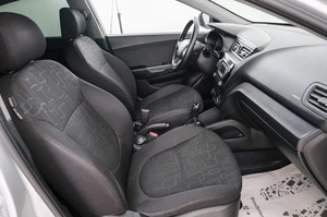 Седан Kia Rio 2012 года, 999000 рублей, Красноярск