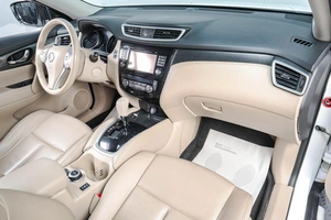 Внедорожник Nissan X-Trail 2016 года, 1869000 рублей, Челябинск