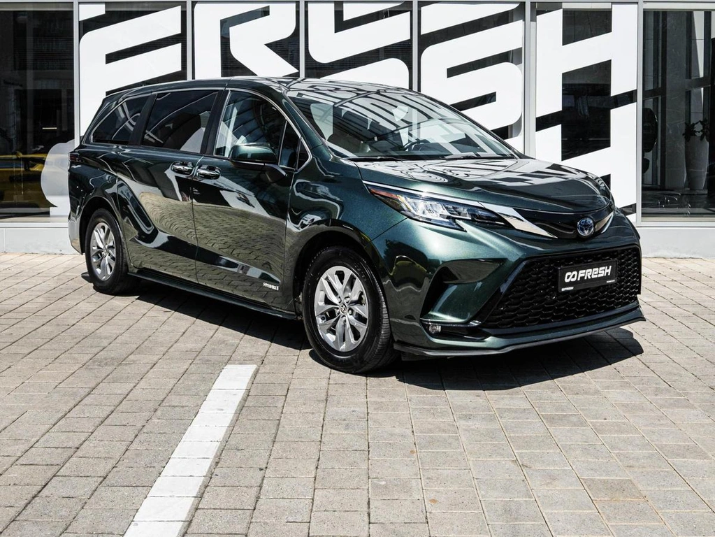Минивэн Toyota Sienna 2021 года, 4170000 рублей, Ставрополь