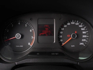 Седан Volkswagen Polo 2011 года, 749000 рублей, Минеральные Воды