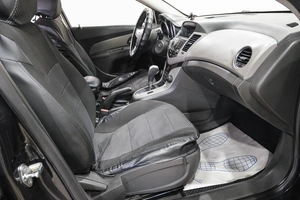 Седан Chevrolet Cruze 2010 года, 699000 рублей, Новокузнецк