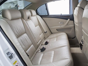 Седан BMW 5 серия 2008 года, 1670000 рублей, Омск