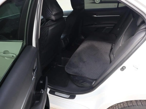 Седан Toyota Camry 2018 года, 2900000 рублей, Железногорск