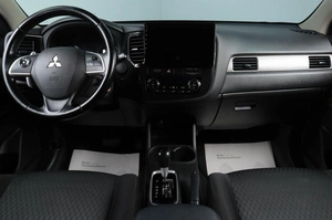 Внедорожник Mitsubishi Outlander 2014 года, 1559000 рублей, Челябинск