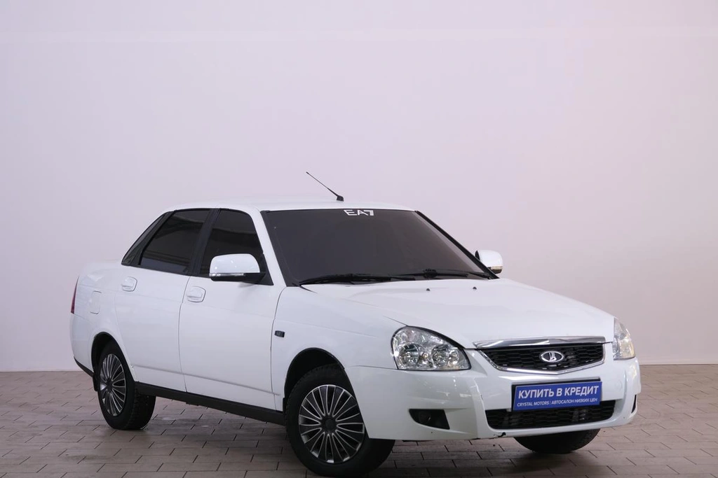 Седан ВАЗ (LADA) Priora 2010 года, 399000 рублей, Омск
