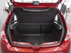 Хетчбэк Renault Sandero Stepway 2012 года, 679000 рублей, Воронеж