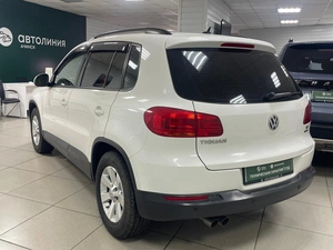 Внедорожник Volkswagen Tiguan 2013 года, 1299000 рублей, Ачинск