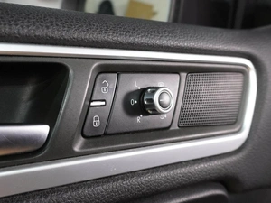 Внедорожник Volkswagen Touareg 2011 года, 1919000 рублей, Воронеж