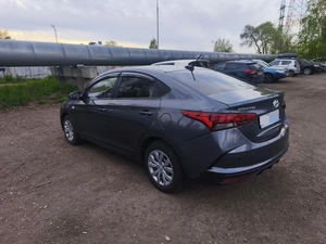Седан Hyundai Solaris 2021 года, 900000 рублей, Красноярск