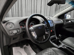Седан Ford Mondeo 2012 года, 799000 рублей, Красноярск