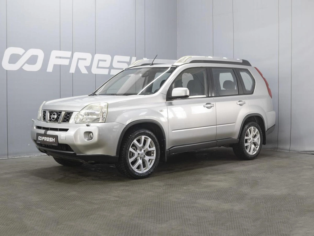 Внедорожник Nissan X-Trail 2010 года, 1050000 рублей, Омск