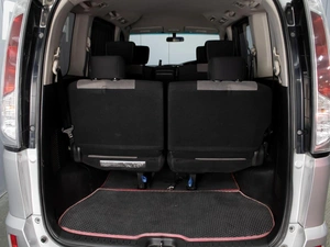 Минивэн Nissan Serena 2010 года, 1090000 рублей, Омск