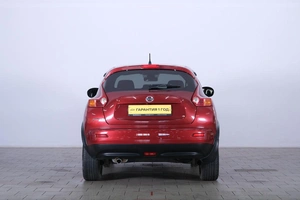 Внедорожник Nissan Juke 2011 года, 1289000 рублей, Омск