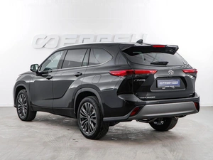 Внедорожник Toyota Highlander 2026 года, 5498888 рублей, Москва