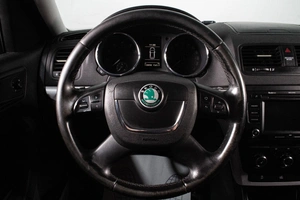 Внедорожник Skoda Yeti 2012 года, 1299000 рублей, Сургут