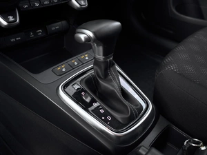 Хетчбэк Kia Rio X-Line 2020 года, 1860000 рублей, Тверь