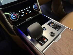 Внедорожник Land Rover Range Rover 2022 года, 15700000 рублей, Павловская Слобода