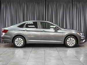 Седан Volkswagen Jetta 2020 года, 1809000 рублей, Тюмень