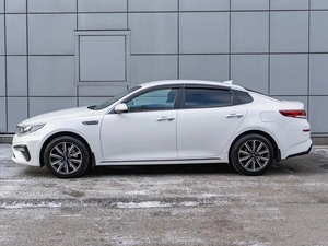 Седан Kia Optima 2018 года, 1970000 рублей, Санкт-Петербург