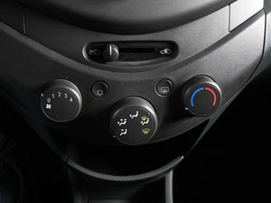 Хетчбэк Chevrolet Spark 2013 года, 649000 рублей, Аксай