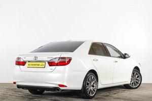 Седан Toyota Camry 2015 года, 2079000 рублей, Тюмень