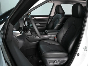 Внедорожник Toyota Highlander 2026 года, 6359000 рублей, Аксай