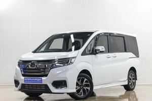 Минивэн Honda Stepwgn 2021 года, 2639000 рублей, Новокузнецк