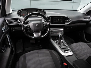 Хетчбэк Peugeot 308 2014 года, 1025000 рублей, Краснодар